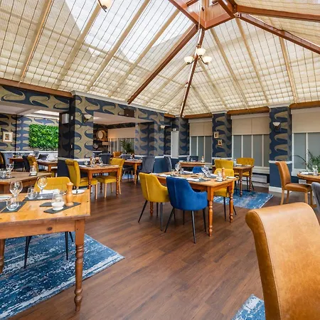 Manor Hotel&garden 4*