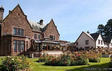 Manor & Garden