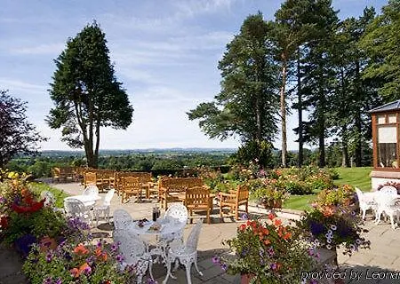 Manor & Garden Отель 4*