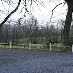 Отель Manor & Garden 4*