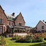 Manor & Garden