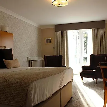 Manor & Garden 4*