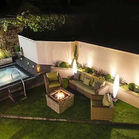 Manor & Garden מלון 4*
