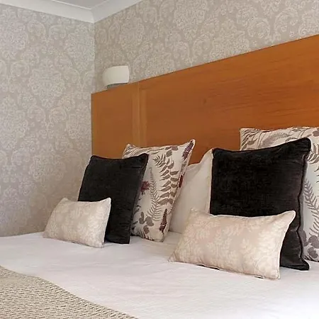 Manor & Garden Ξενοδοχείο 4*