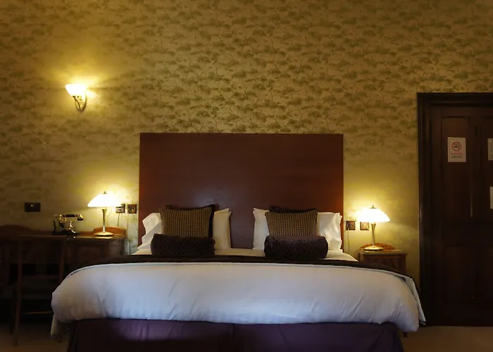 Manor & Garden فندق