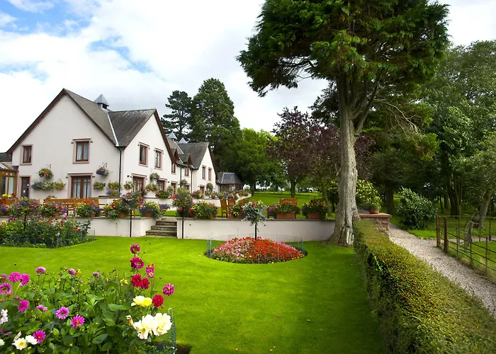 Manor & Garden فندق