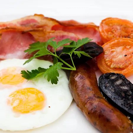 Manor & Garden Otel 4*